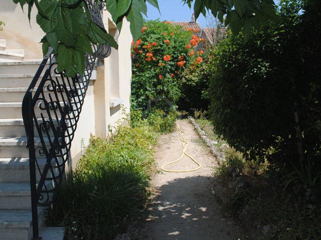 Studio location à Avignon, Le Pontet