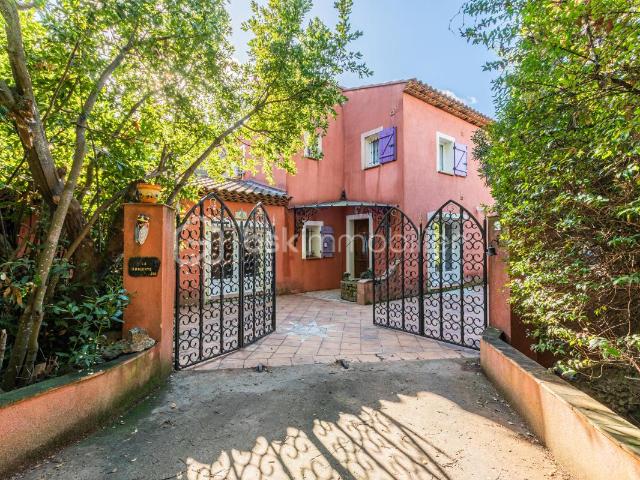 Château vente à Arrondissement de Toulon, Le Pradet