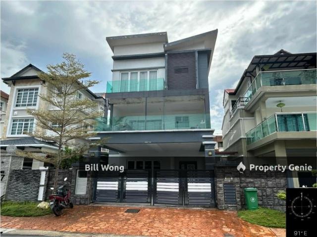 Bungalow for sale in Petaling, Subang Jaya