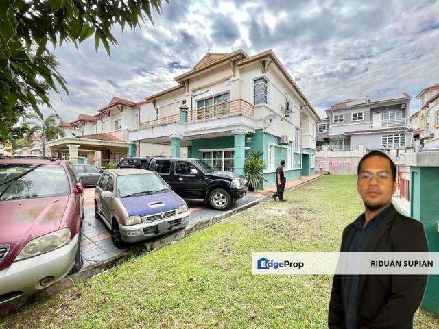 House for sale in Taman Pinggiran Putra, Majlis Bandaraya Subang Jaya
