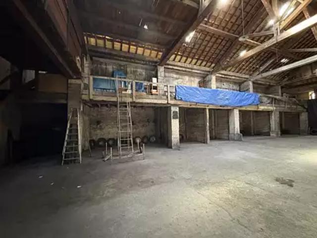 Garage location à Le Puy-en-Velay, Le Puy-en-velay