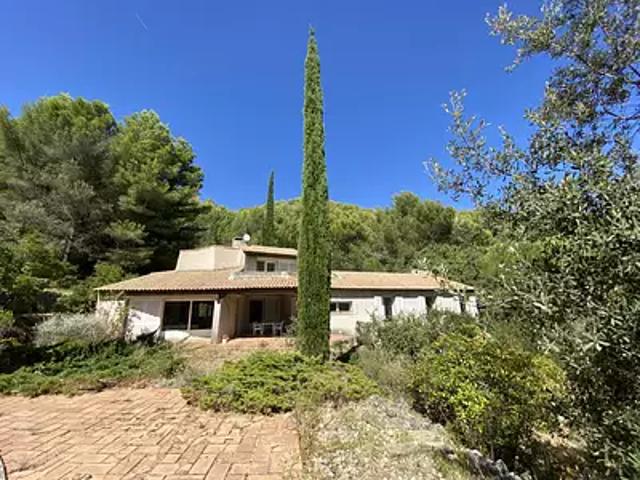 Maison vente à Arrondissement de Toulon, Le Revest-les-eaux