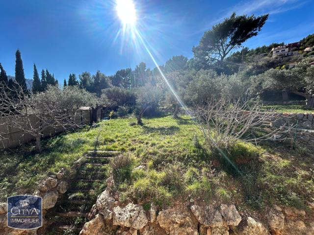 Maison vente à Arrondissement de Toulon, Le Revest-les-eaux