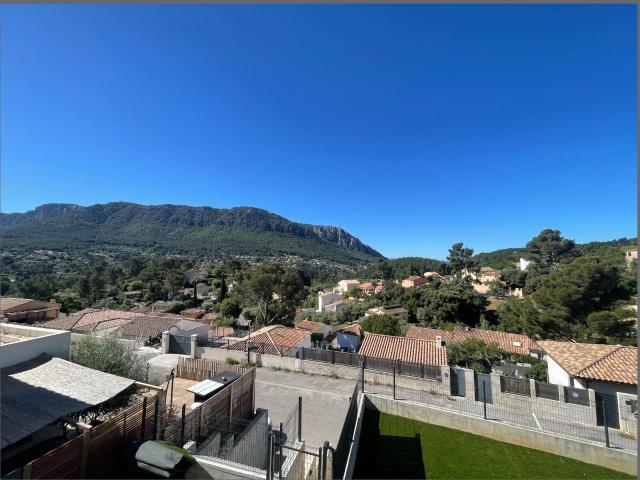 Maison vente à Arrondissement de Toulon, Le Revest-les-eaux