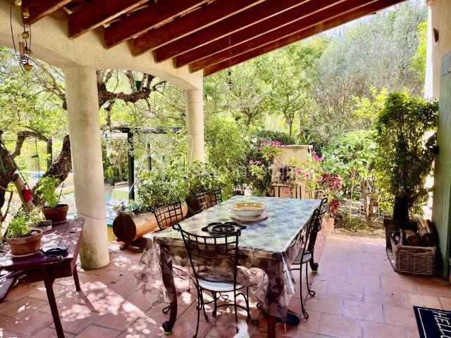 Maison vente à Arrondissement de Toulon, Le Revest-les-eaux