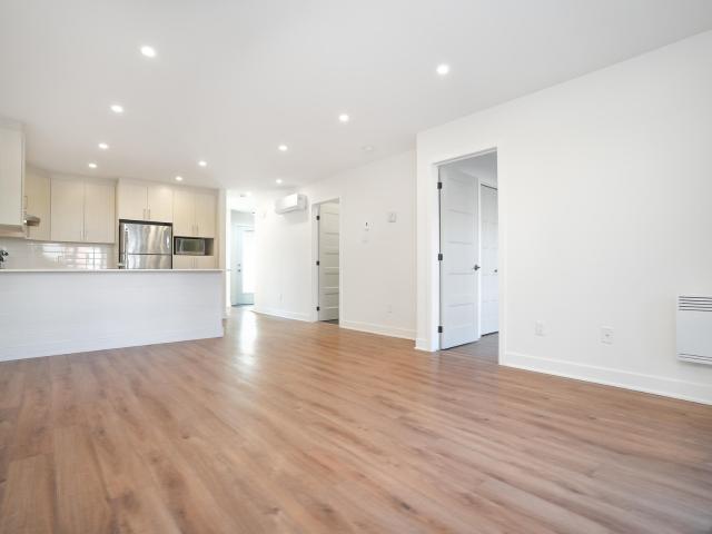 Apartment for rent in St. Leonard's, Quebec
