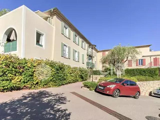 Appartement vente à Grasse, Le Rouret