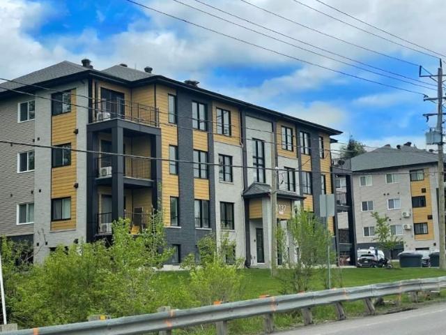 Apartment for rent in Laurentides, Quebec
