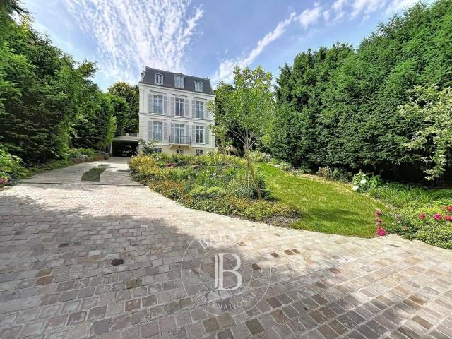 Maison location à Les Rivières, Meudon