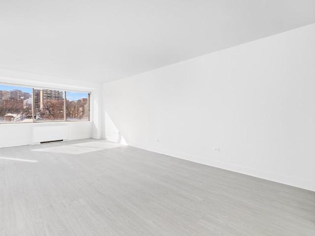 Apartment for rent in St. Leonard's, Quebec