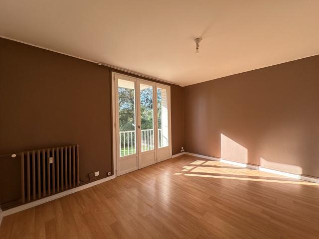 Appartement vente à Privas, Le Teil