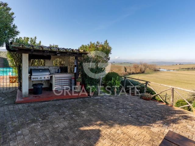 Casa in vendita a Paciano, Umbria