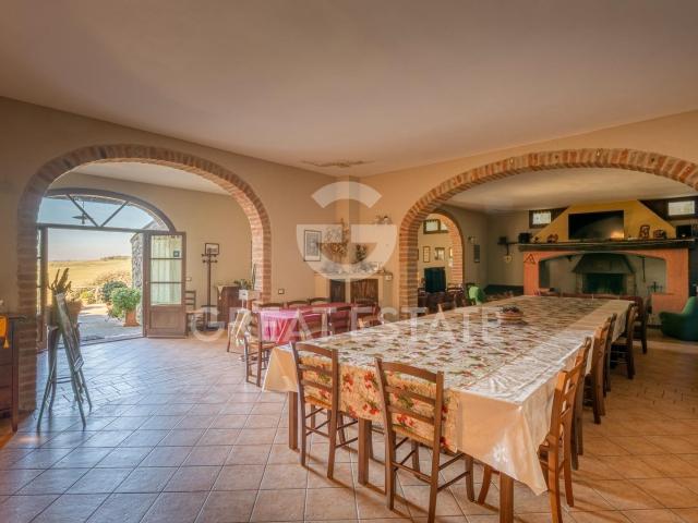Casa in vendita a Paciano, Umbria