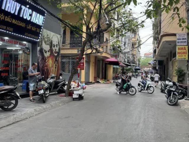 Nhà bán tại Hoàn Kiếm, Hà Nội