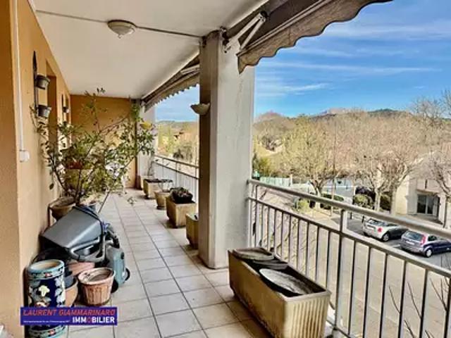 Appartement vente à Aix-en-Provence, Le Tholonet