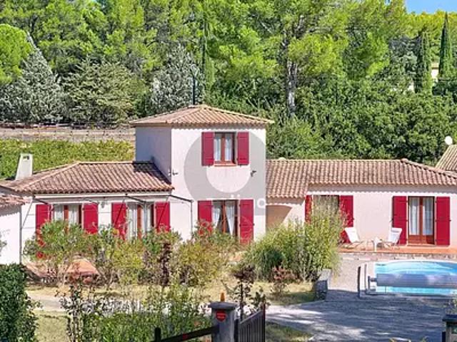 Maison vente à Brignoles, Le Thoronet