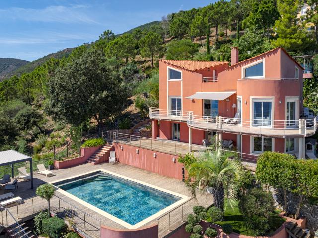 Villa vente à Le Grand Varaine, La Celle-sous-Gouzon