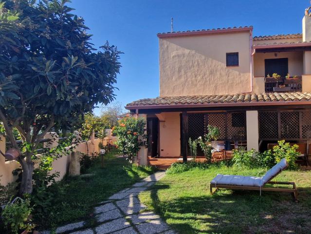 Villa Indipendente in affitto a Marina di Capitana, Quartu Sant'elena