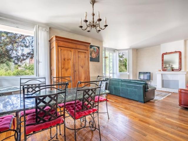Maison vente à Saint-Germain-en-Laye, Le Vésinet