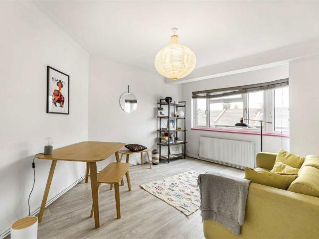 Apartment for rent in Leyton, Greater London