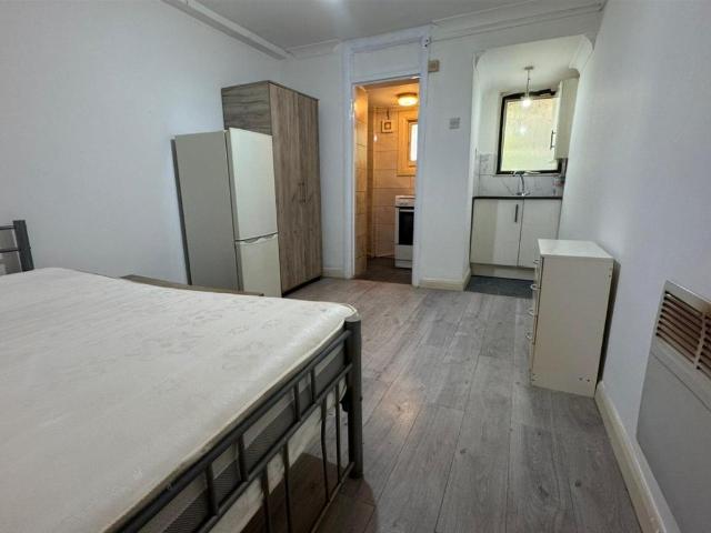 Apartment for rent in Leyton, Greater London