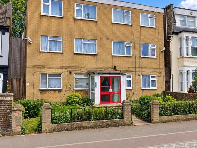 Apartment for rent in Leyton, Greater London