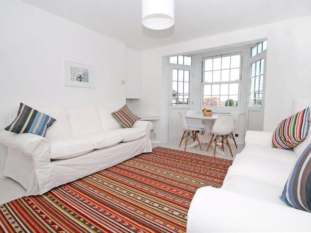 Apartment for rent in London Borough of Ealing, Greater London