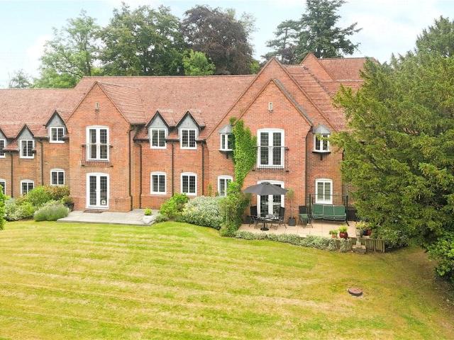Apartment for rent in Hopwood, Bromsgrove