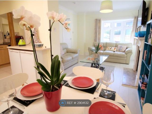 Room for rent in Southcourt, Aylesbury