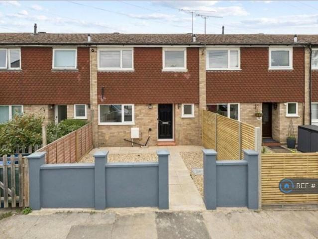 House for rent in Sunningdale