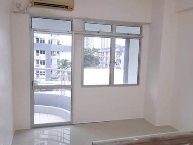 Apartment for sale in Timur Laut, George Town