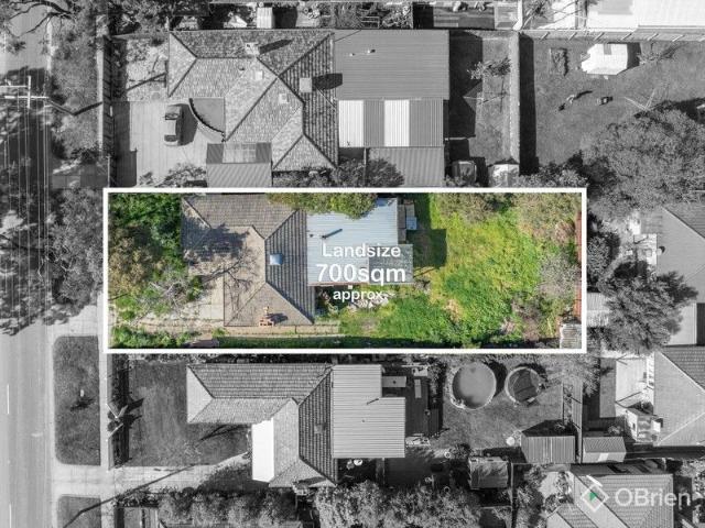 House for sale in Hampton East