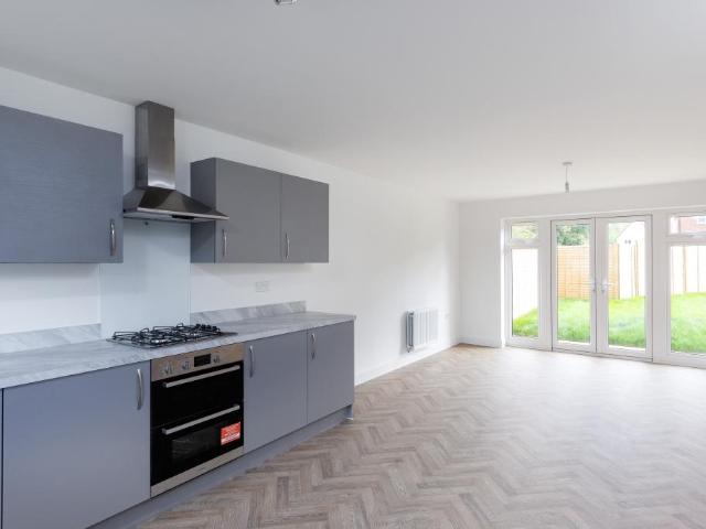 House for rent in Albany Park, Hart