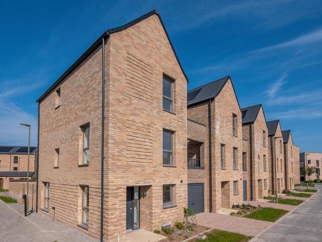 House for rent in Barton Park, The Slade
