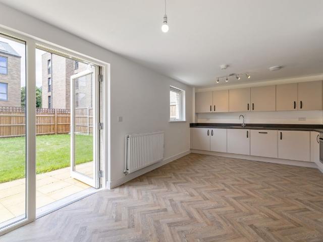 House for rent in Barton Park, The Slade