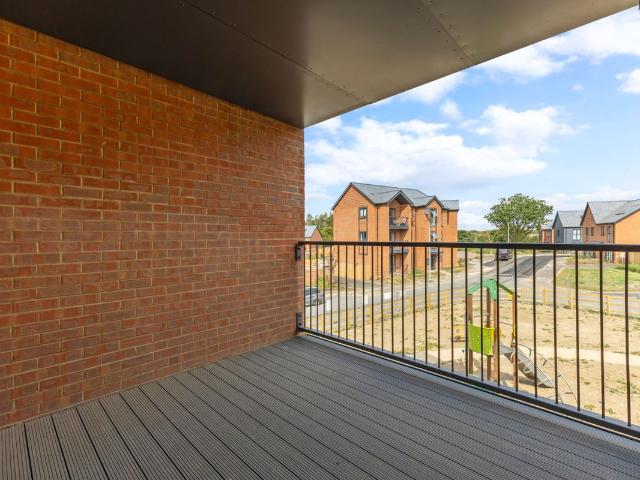 Apartment for rent in Polegate, Cross In Hand