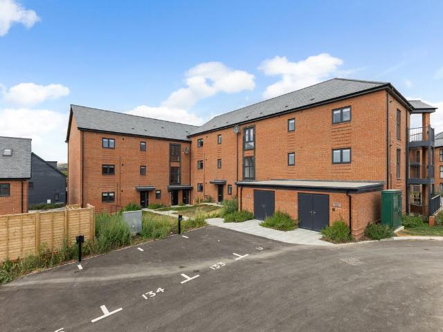 Apartment for rent in Polegate, Cross In Hand