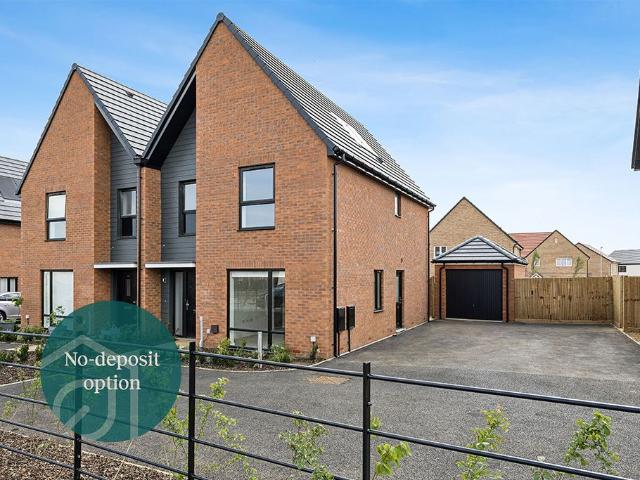 House for rent in Overstone, Moulton