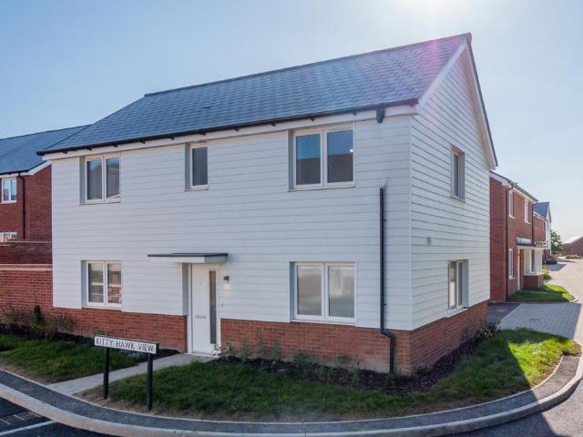 House for rent in Pebsham, Heathlands