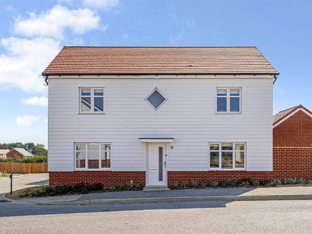 House for rent in Pebsham, Heathlands