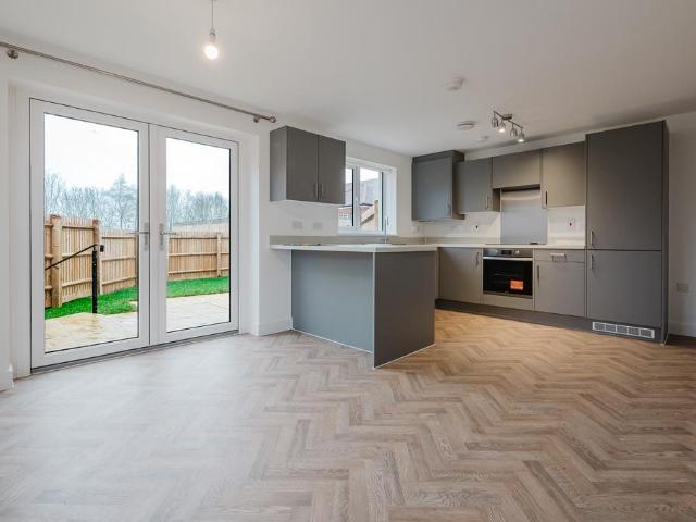 House for rent in Pebsham, Heathlands