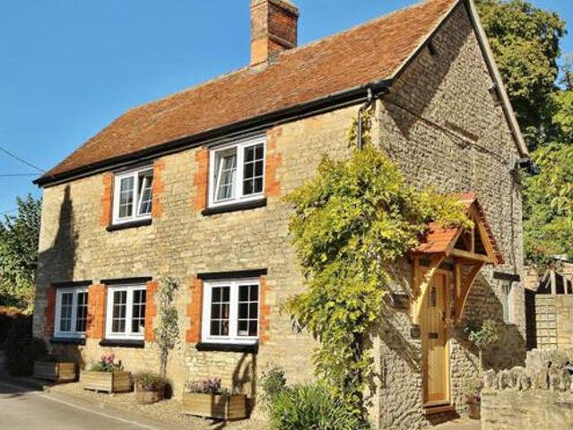 House for sale in Glynde, West Sussex