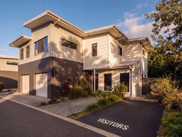 Townhouse for sale in Toombul, Queensland