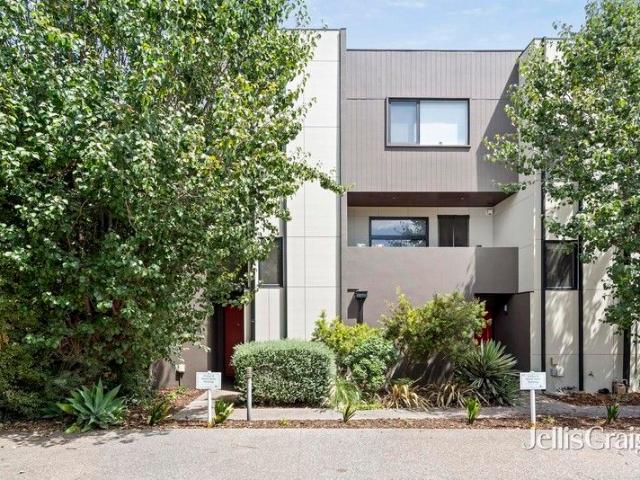 Townhouse for sale in Camerons Creek, Victoria