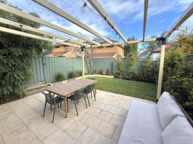 Apartment for rent in Wembley, Town of Cambridge