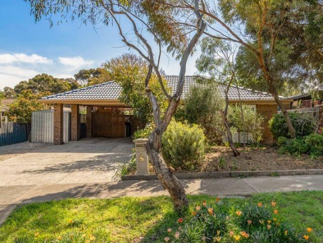 House for sale in Sunbury, Melbourne