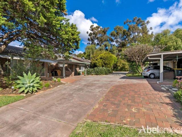 Villa for sale in Stirling, Western Australia