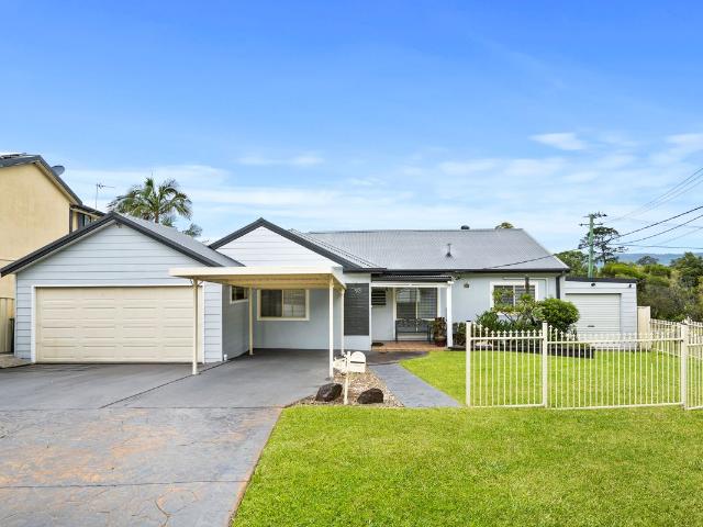 House for sale in Oak Flats Dc, New South Wales