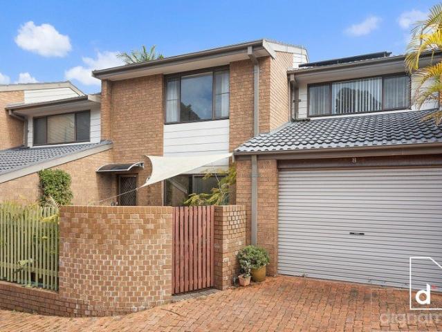 Townhouse for sale in Woonona, Wollongong City Council