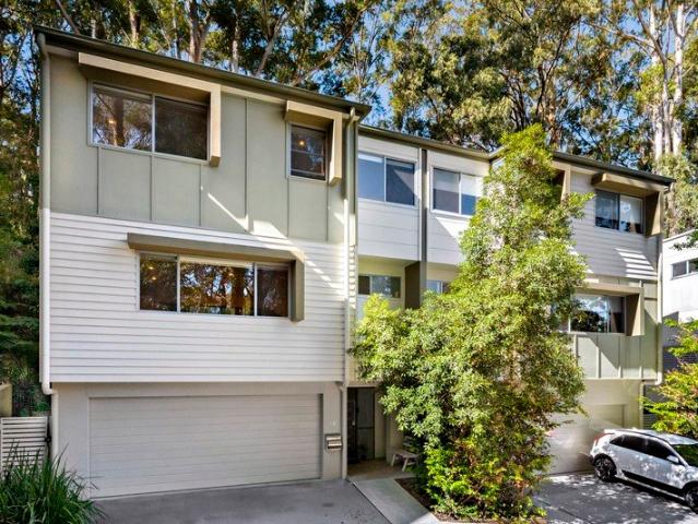 Townhouse for sale in Fernbrook, Queensland